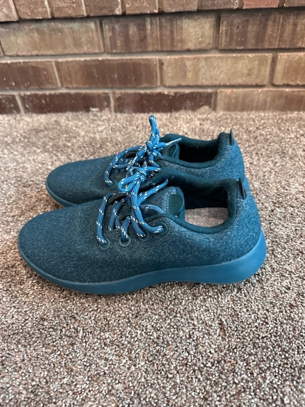 NWOB Allbirds Women's Wool Runners in Tuke Teal - Cozy & Sustainable Size 9 - Picture 4 of 7